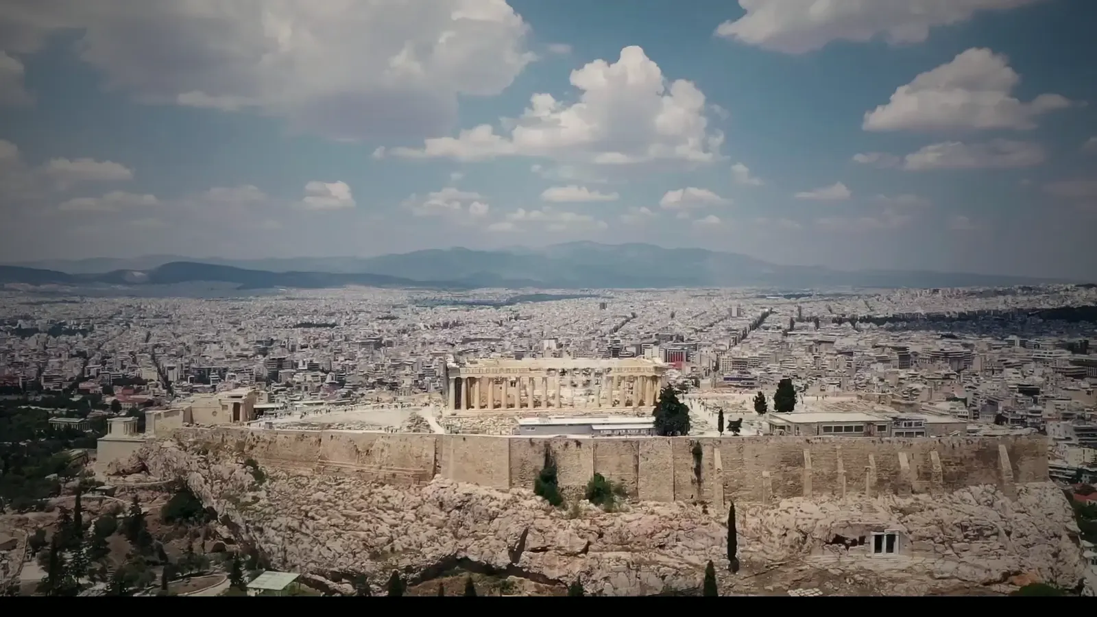 Athen mit der Akropolis aus der Luft