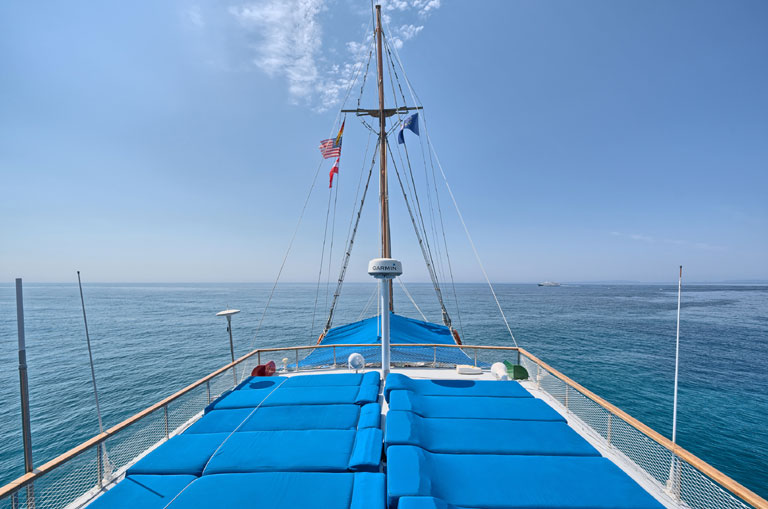 panagiota-oberes-sonnendeck-yacht-charter-griechenland