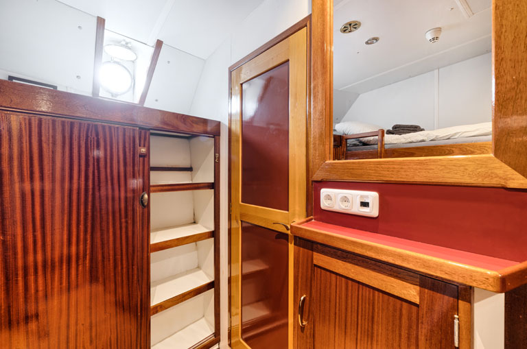 private-yacht-charter-schottland-flying-dutchman-kabine-2