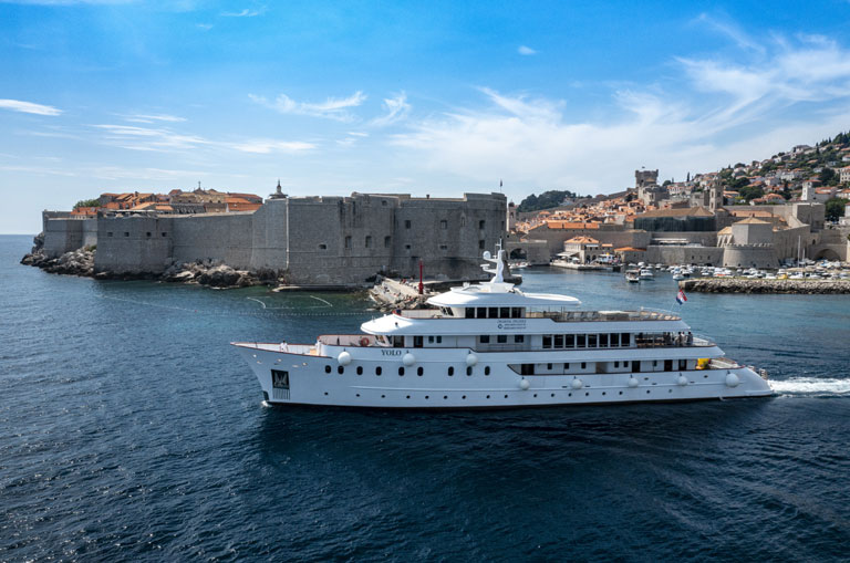 yacht-charter-croatia-yolo-side-view-dubrovnik